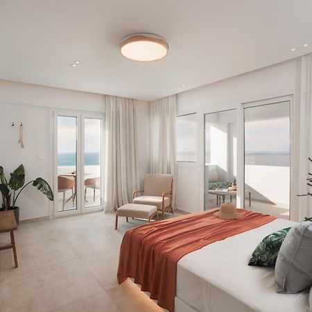 Seanfinity Beachfront Suites Микри-Вигла Экстерьер фото