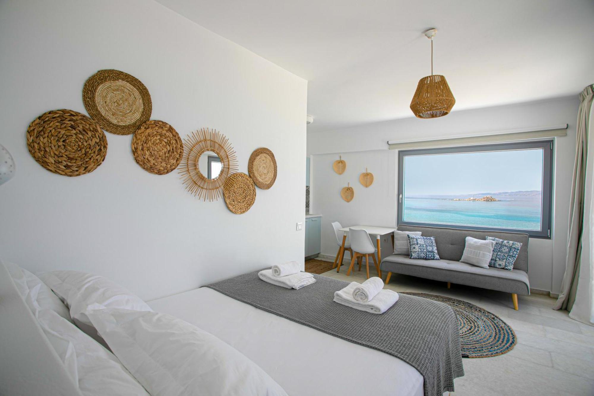 Seanfinity Beachfront Suites Микри-Вигла Экстерьер фото